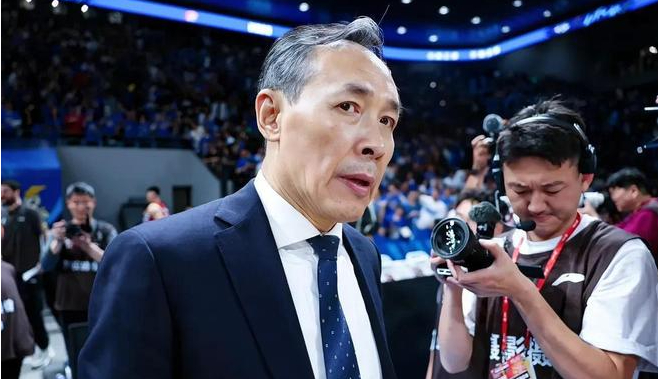 开云线上入口-官宣，首钢又1人或离队，2人驰援，1本土+1外援，周琦伤病曝光|北京首钢|麦基|首钢男篮|首钢引援|张宁_新浪体育_新浪新闻